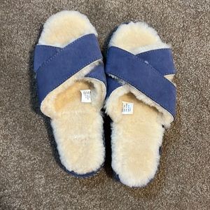NEVER WORN! Blue Fuzzy Slippers
